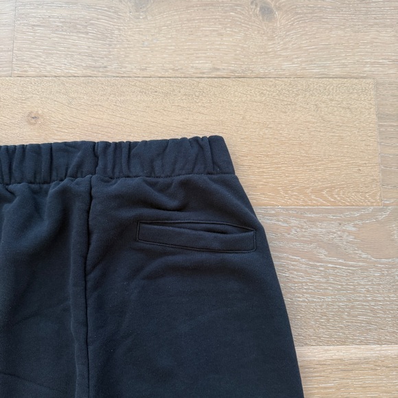 On Club Pants - Picture 4 of 5